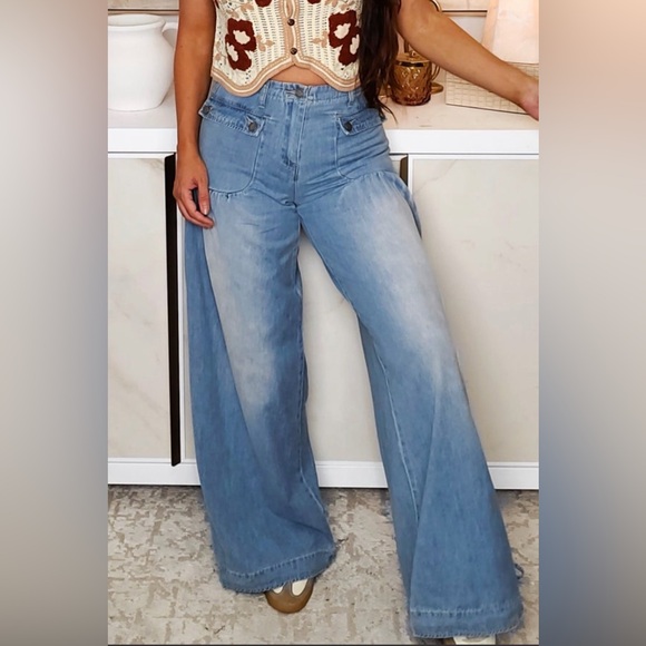 Veveret Denim - Veveret Wide Leg Jeans